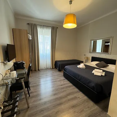 Rhs Rienzo Suites Guesthouse-2